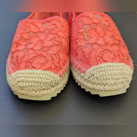 NWOT 7.5M Karl Lagerfeld Alexa Coral Lace  Espadrilles - Picture 5 of 8